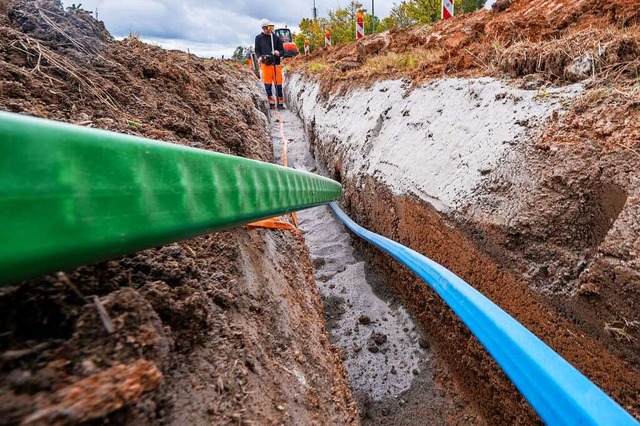 Der Zweckverband Breitbandversorgung h...escheid ber 26 Millionen Euro halten.  | Foto: Armin Weigel (dpa)