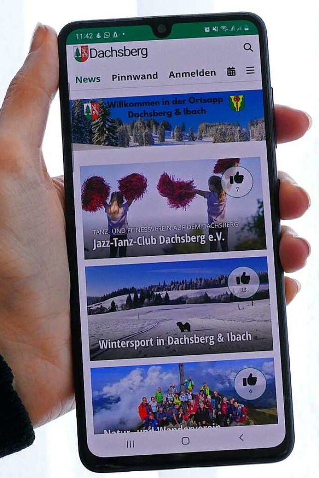 Die Dorf-App ist ein wichtiges Tool fr die Z-Idee-Initiative.  | Foto: Sina Morath
