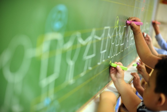 Die Sonnenbergschule hat fr Ausbau no... teuer, heit es im Dottinger Rathaus.  | Foto: Jonas Gttler