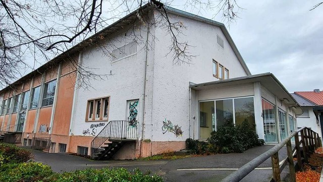 Die alte Kippenheimer Festhalle wird abgerissen.  | Foto: Karl-Stephan Kovacs