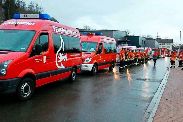 Der Blaulichtkonvoi kndigt sich in allen Efringen-Kirchener Ortsteilen an.  | Foto: Feuerwehr Kleinkems