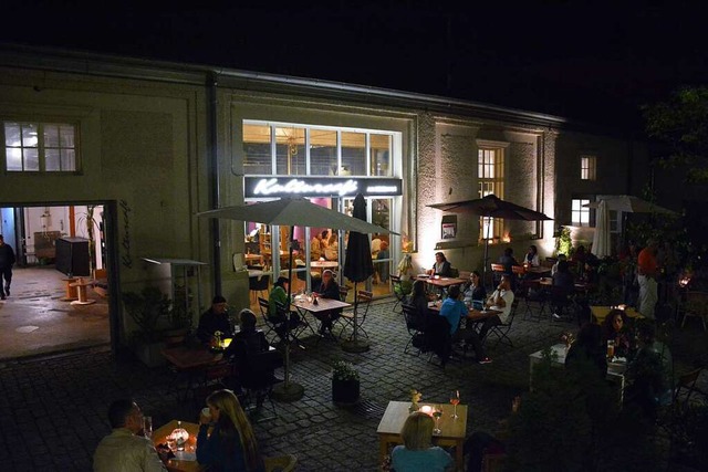 War lange Treffpunkt fr Jung und Alt: Das Knstlercaf Kesselhaus  | Foto: Hannes Lauber