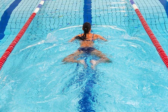 Wie lange man in Wutach noch schwimmen kann, wird sich zeigen (Symbolfoto).  | Foto: Benjamin Nolte (dpa)