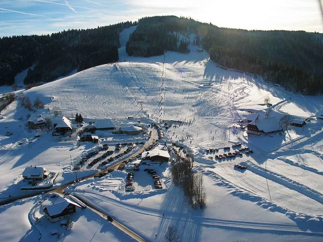Blick auf das Skizentrum Thoma in Hint...e hat Franz Thoma den Betrieb gefhrt.  | Foto: Privat