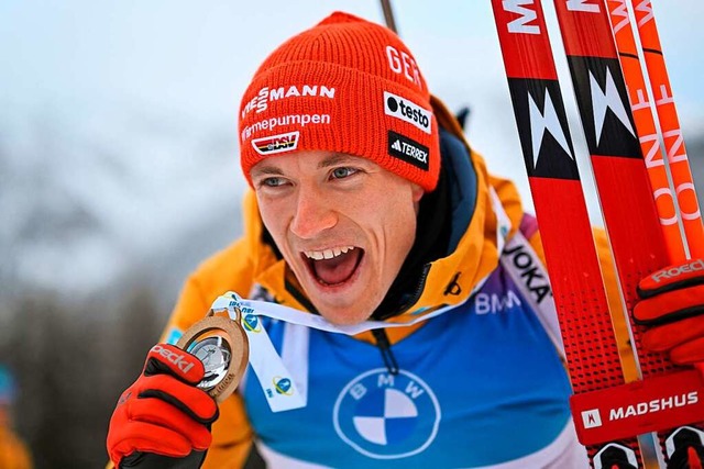 Benedikt Doll (SZ Breitnau)  bejubelt seinen fnften Weltcupsieg.  | Foto: FABRICE COFFRINI (AFP)