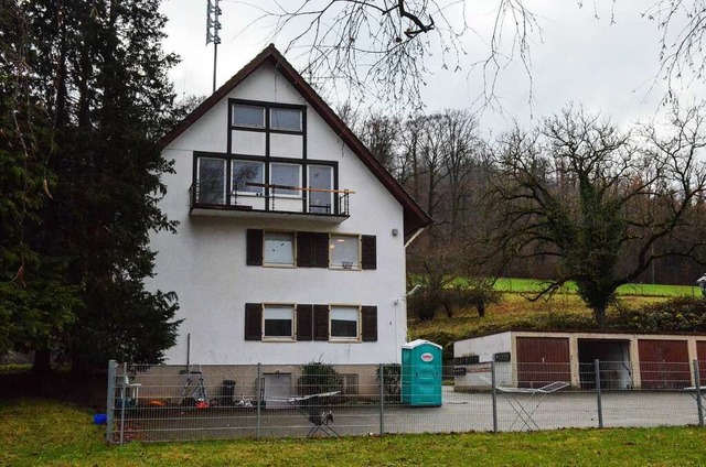 Im sogenannten Kuckucksbad in Bollschweil leben geflchtete Menschen.  | Foto: Gabriele Hennicke