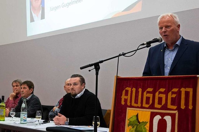 Auggener Schf-Vorstandsvorsitzender Jrgen Gugelmeier am Rednerpult  | Foto: Volker Mnch