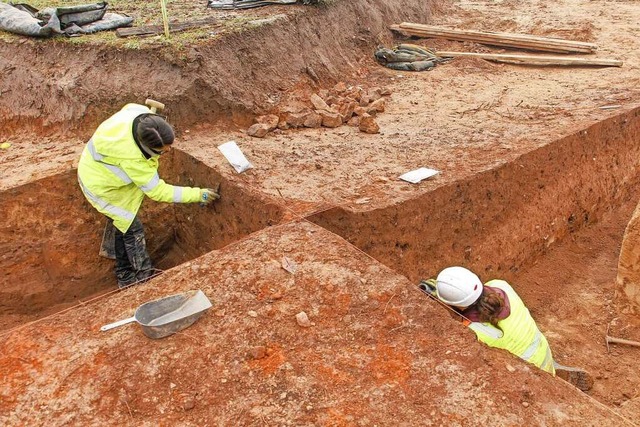 Archologische Rettungsgrabungen (Bild...t. Dort soll eine neue Kita entstehen.  | Foto: Ruth Seitz