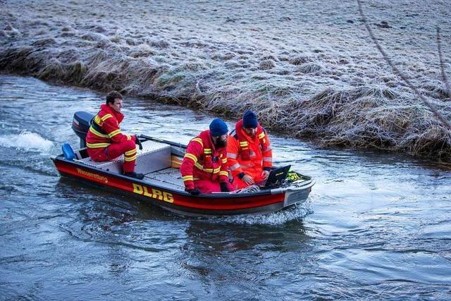 Suche nach vermisster Zweijhriger: Kinderleiche aus Fluss im schwbischen Bingen geborgen