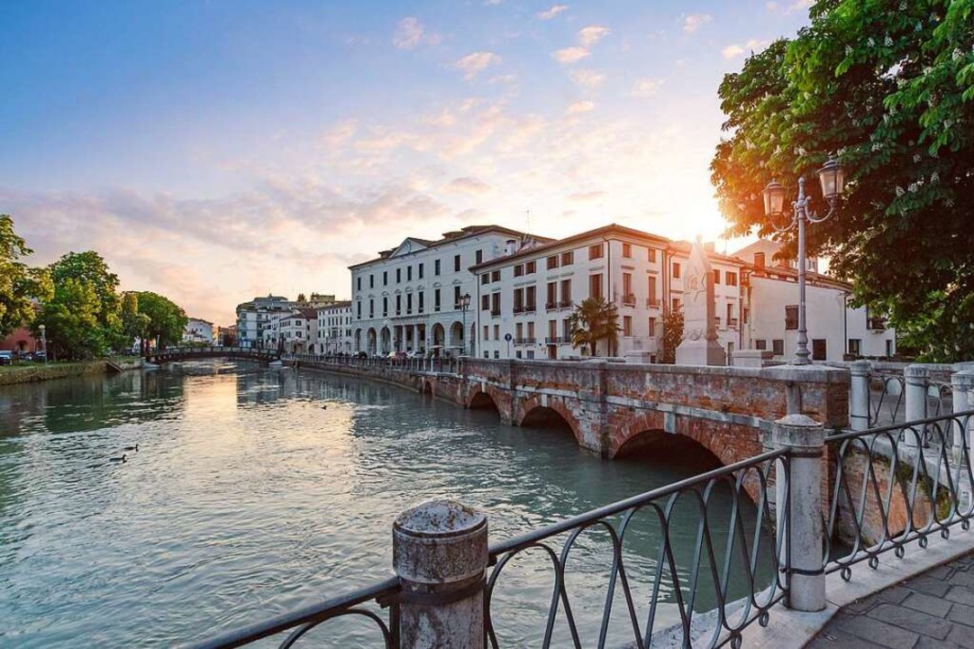 Zauberhafte Wasserstraßen durchziehen die Stadt Treviso.  | Foto: Velishchuk Yevhen