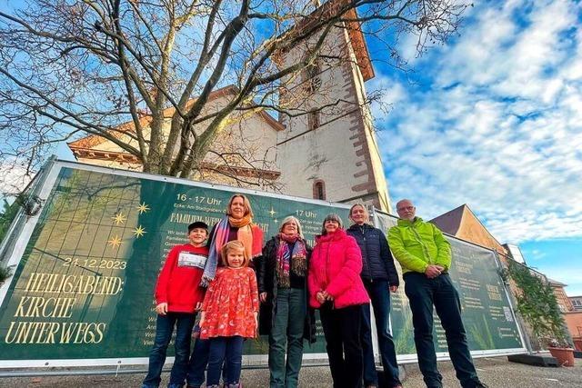 Weil die Lrracher Stadtkirche renoviert wird, feiert die Gemeinde Weihnachten unterwegs