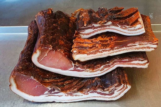 Speck ist haltbar gemachtes rohes Schweinefleisch.  | Foto: Heinz Siebold