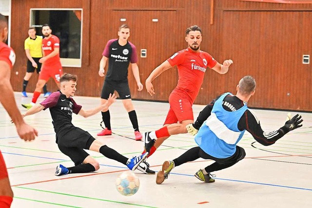 Hasan Pepic (rote Spielkleidung) stand...angenen Jahr in Herbolzheim im Finale.  | Foto: Achim Keller