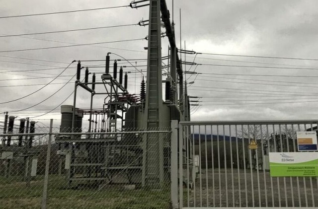 Solarstrom soll beim Umspannwerk eingespeist werden.  | Foto: Jutta Schtz