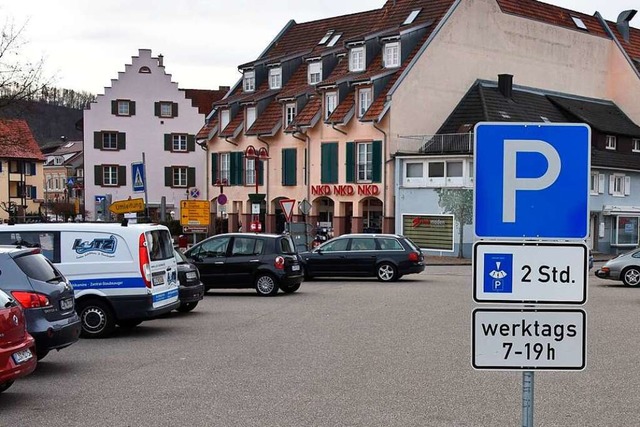Das Thema Parken ist in Steinen ein Da...nparkplatz (unser Bild) gelst werden?  | Foto: Robert Bergmann