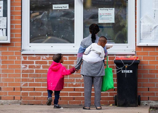 Im Dezember kamen im Kreis weniger Geflchtete an als erwartet.  | Foto: Alina Grnky (dpa)