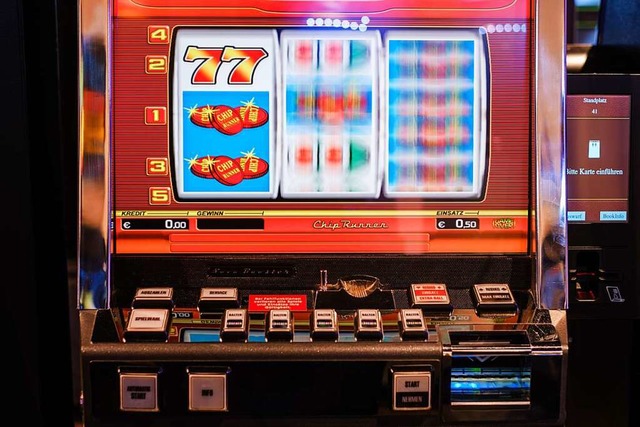 Die Steuer fr Spielautomatenbetreiber steigt.  | Foto: Ole Spata (dpa)