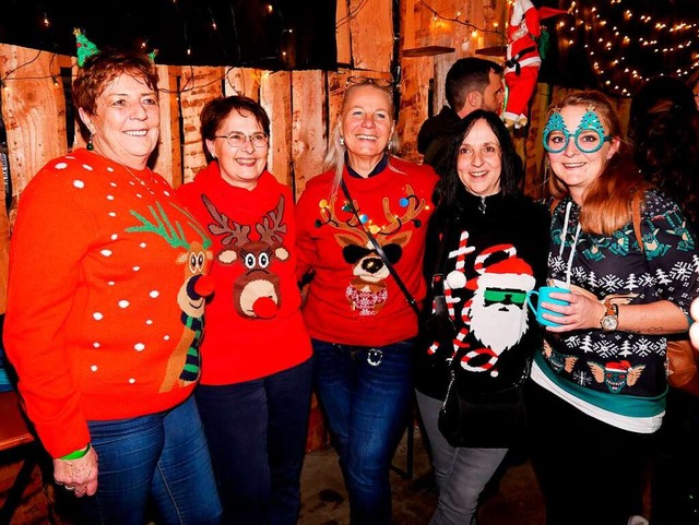 Gute Stimmung bei der Ugly-Sweater-Party in Titisee  | Foto: Eva Korinth