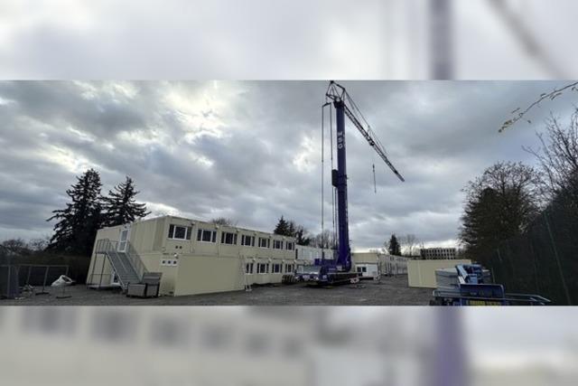 Ersatz fr ausgebrannte Container ist eingetroffen