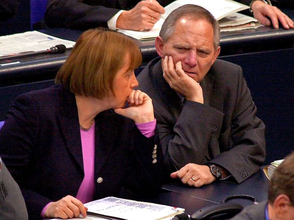 Merkel und Schuble, 2001