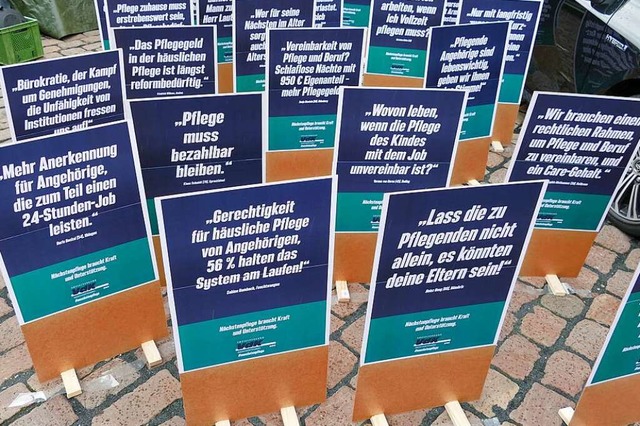 Pflege braucht das gesellschaftliche Z...nun eine erste lokale Pflegekonferenz.  | Foto: Sylvia Sredniawa