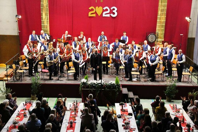 Das Konzert im vergangenen Jahr hat viele Besucher angezogen.  | Foto:  Yvonne Wrth