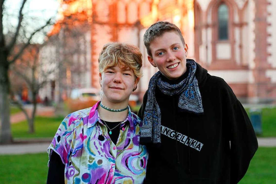 Hanna Utermann (links) und Angelika Mi...tenteils positiv auf das Jahr zurück.   | Foto: Lisa Petrich