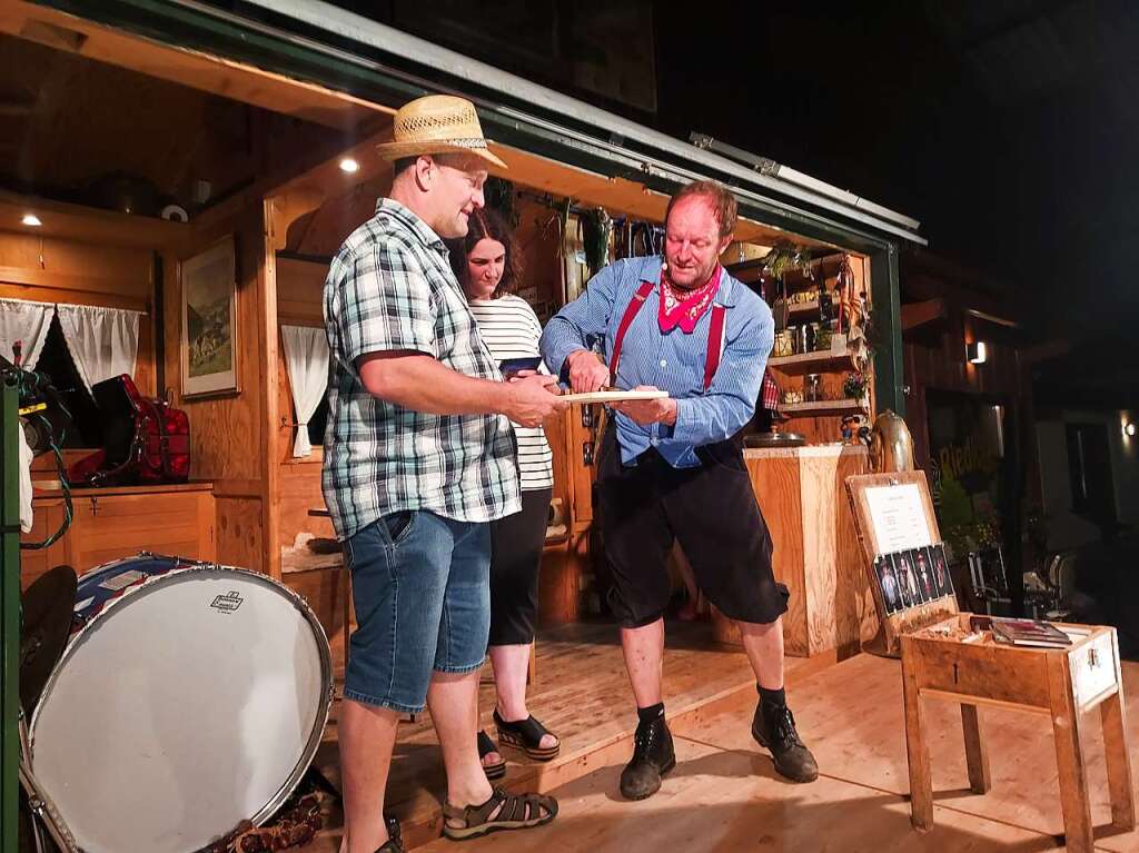 Martin Wangler als Fidelius Waldvogel machte auf seiner kabarettistischen Sommertour im Juli Halt auf dem Lindenhof in Nonnenweier.