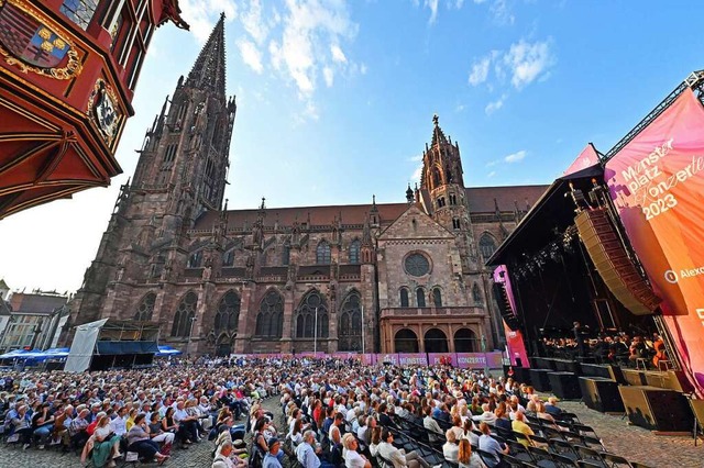 Der Mnsterplatz bot eine perfekte Kul...hr wird es Mnsterplatzkonzerte geben.  | Foto: Michael Bamberger