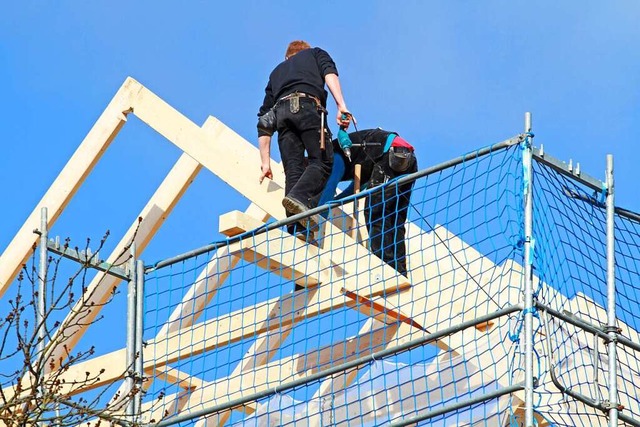 Der Bauboom ist zu Ende, sagt der Bank...mobilienpreise drften wieder steigen.  | Foto: Kara (stock.adobe.com)