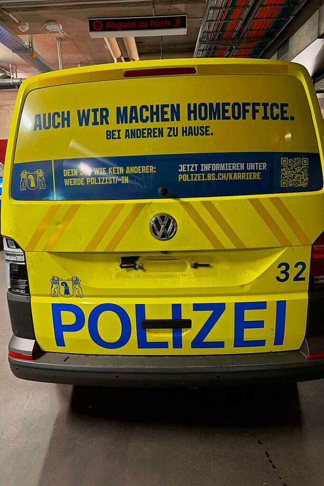 Das beschdigte Polizeifahrzeug  | Foto: Kantonspolizei Basel
