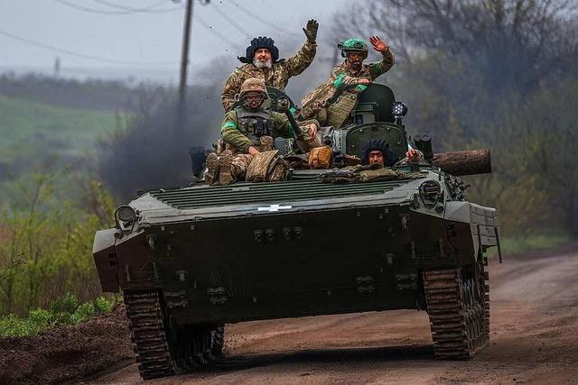 Rckblick auf das Kriegsjahr: Russland hat die Zeit genutzt, als die Ukraine auf Waffen wartete