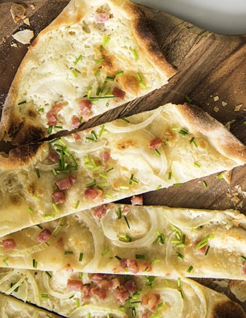 Flammkuchen Elsässer Art - Gastronomie - Badische Zeitung