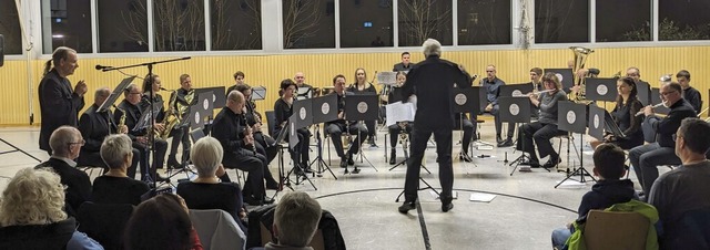 Das Sinfonische Blasorchester &#8222;M...&#8220; in der Gemeindehalle in Binzen  | Foto: Hospizgruppe