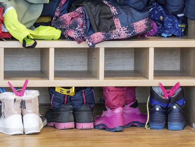 Eltern von Schliengener Kindergartenkindern mssen nun mehr berappen.  | Foto: Armin Weigel (dpa)