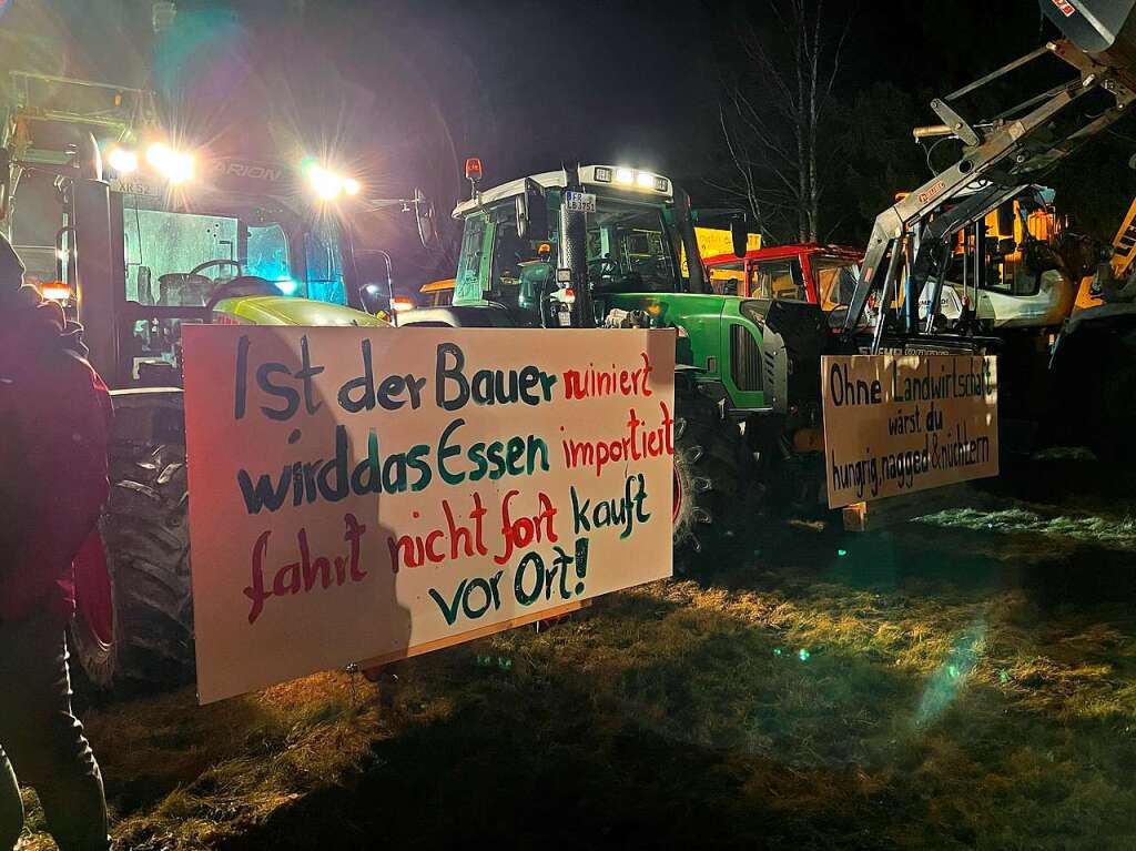 Protestaktionen von Landwirten in Titisee-Neustadt und Dggingen