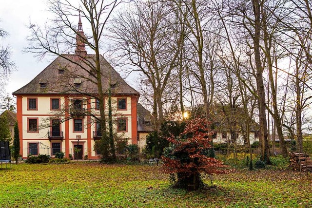 Zum Schloss gehrt ein schner Park. D...n aber befindet sich in Privatbesitz.   | Foto: Hubert Gemmert