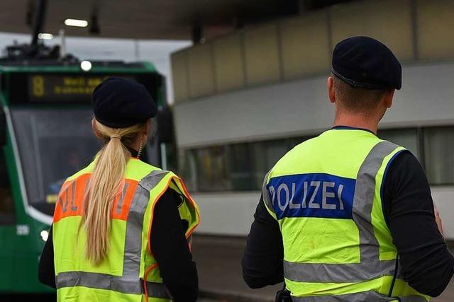 Bundespolizei stt bei den Grenzkontrollen zur Schweiz auch auf 