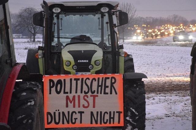 Bauern protestieren bei Sternfahrt nach Efringen-Kirchen