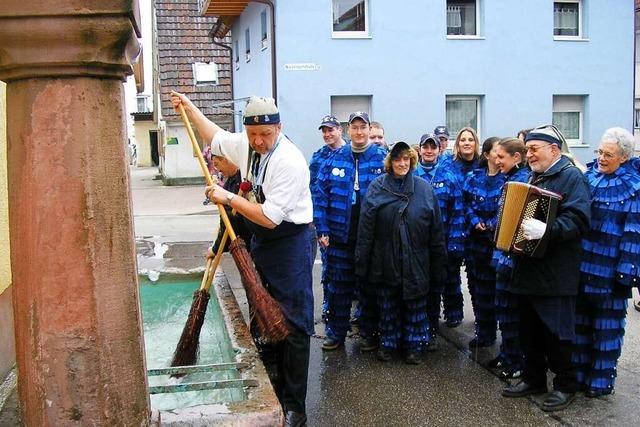 Warum in Kirchhofen an Fasnacht die Brunnen geschrubbt werden