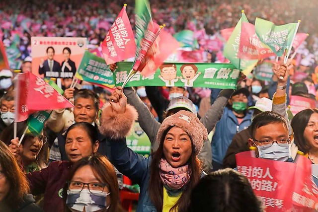 Anhnger des  Prsidentschaftskandidat...nstaltung Anfang Januar in Neu-Taipeh.  | Foto: ChiangYing-ying (dpa)