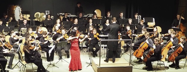 Das KHG-Orchester intonierte mit Dirig...-romantische Musik Jean Sibelius&#39;.  | Foto: Boris Burkhardt