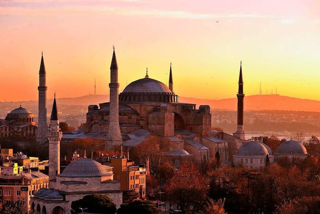 Fr den Besuch der Hagia Sophia gelten neue Regelungen.  | Foto: Marius Becker (dpa)