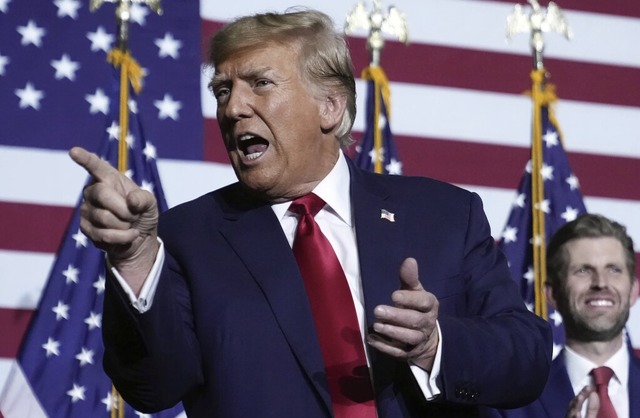 Donald Trump, ehemaliger Prsident der...iner Caucus-Party in Des Moines (Iowa)  | Foto: Andrew Harnik (dpa)