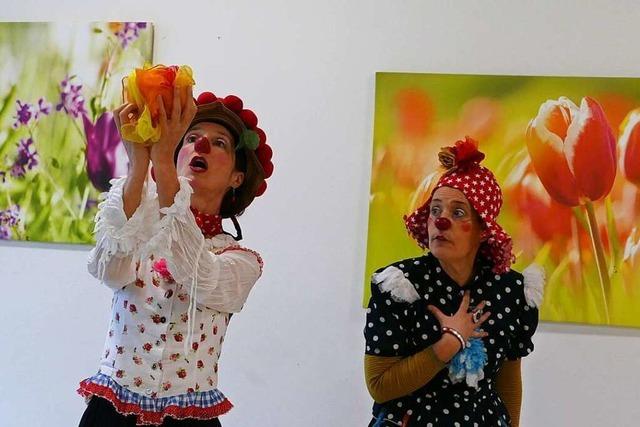 In Waldkirch machen die Clowns Adele und Lulu die Demenz-Pflegestation bunter