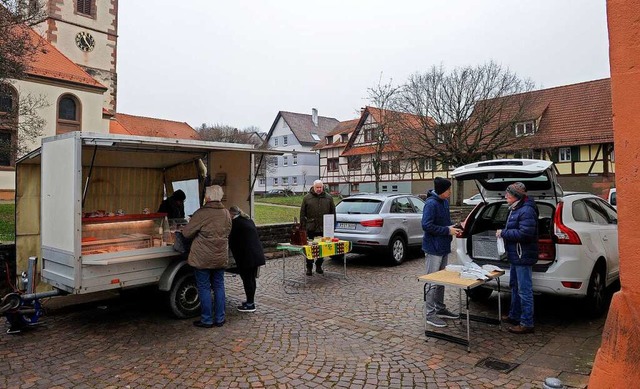 Der Friesenheimer Wochenmarkt ist inzwischen auf drei Stnde geschrumpft.   | Foto: Bettina Schaller