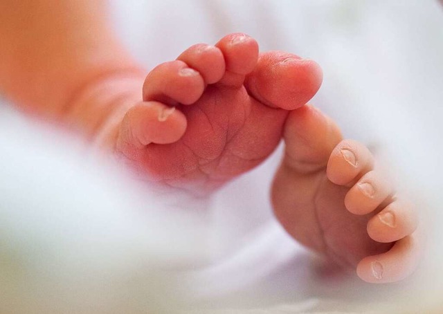 Etwa jedes vierte Baby, das 2023 in Rh...eiz zur Welt kam, stammt aus Sdbaden.  | Foto: Arno Burgi