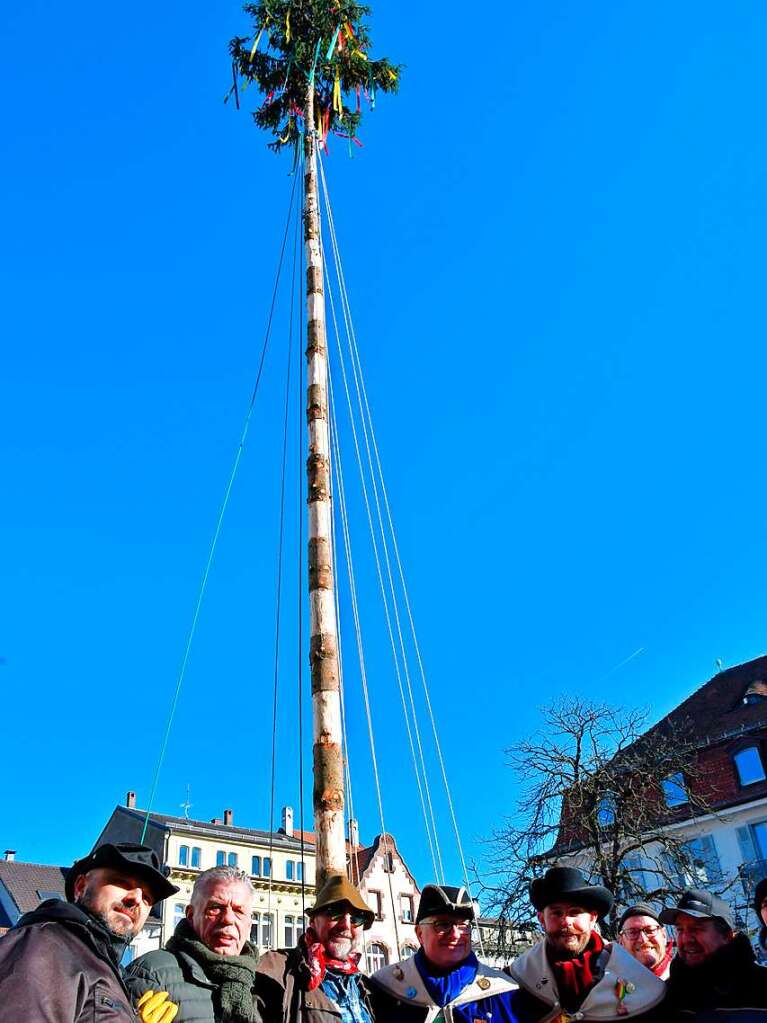 Impressionen vom Narrenbaumstellen in Lrrach