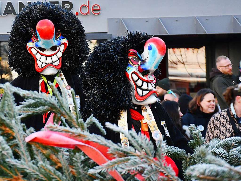 Impressionen vom Narrenbaumstellen in Lrrach