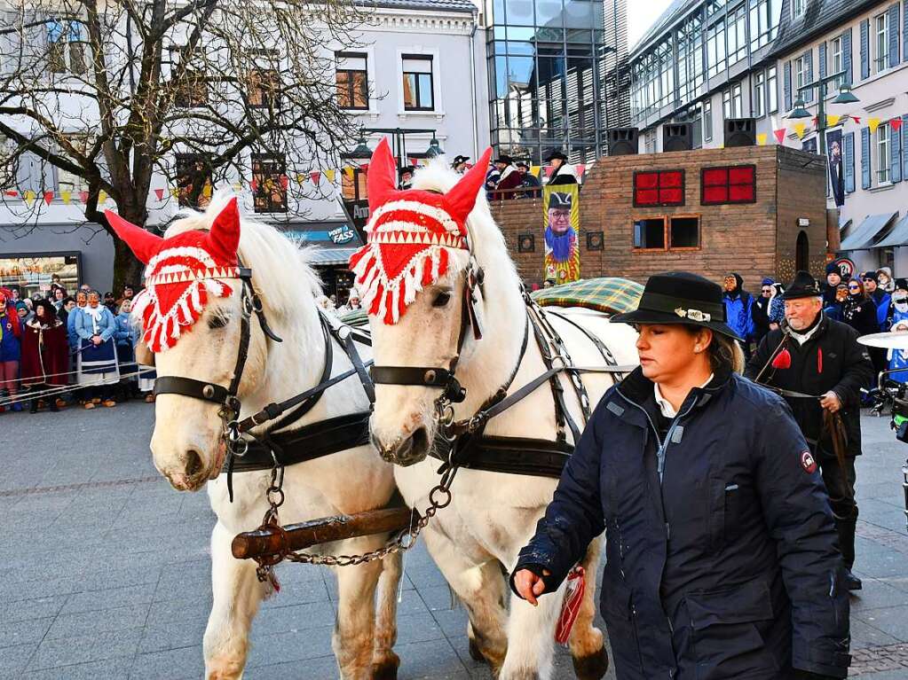 Impressionen vom Narrenbaumstellen in Lrrach